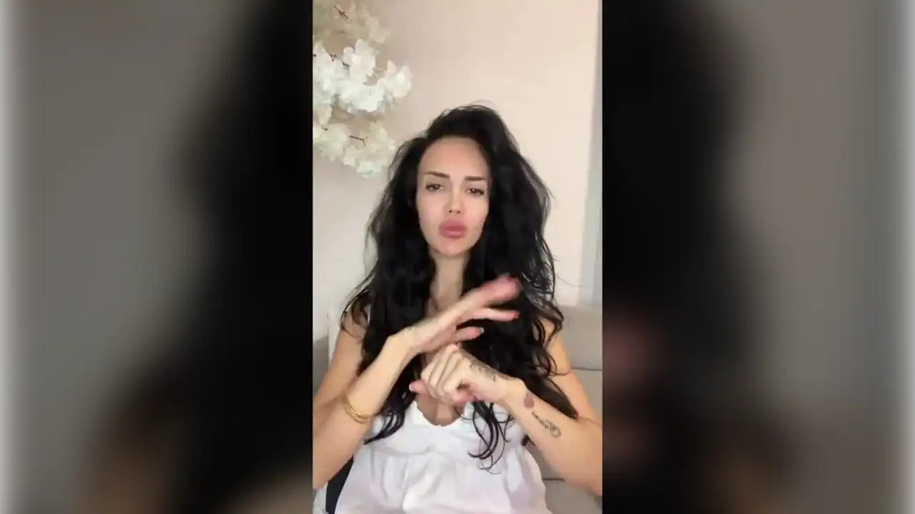 Melek Özçağan Premium İfşa Videoları Part 6 İfşa Videoları